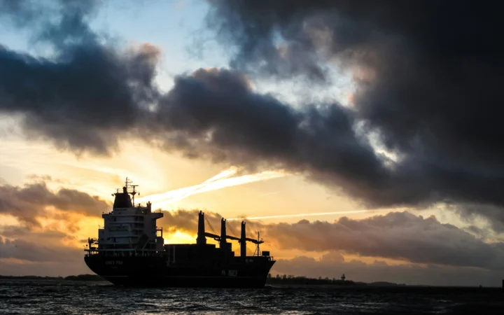 Oil tanker at sea, central to oil markets and Iran tensions