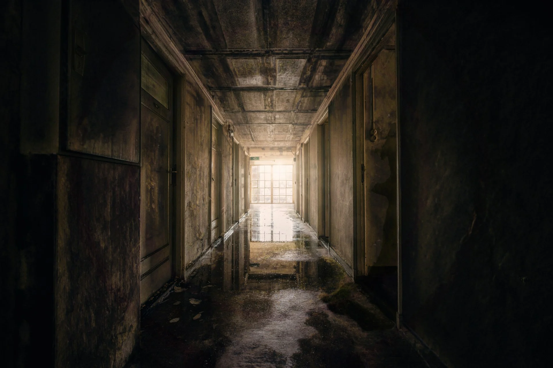 Dark fog-filled corridor evoking the unsettling mood of Scott Walker The Drift